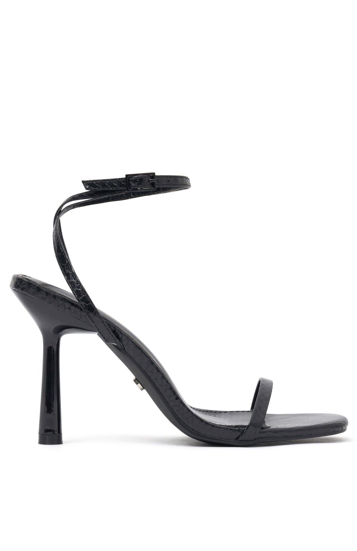 White Fox Radiance Heels Black