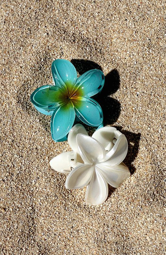 White Fox Floral Charm Hair Clip Blue