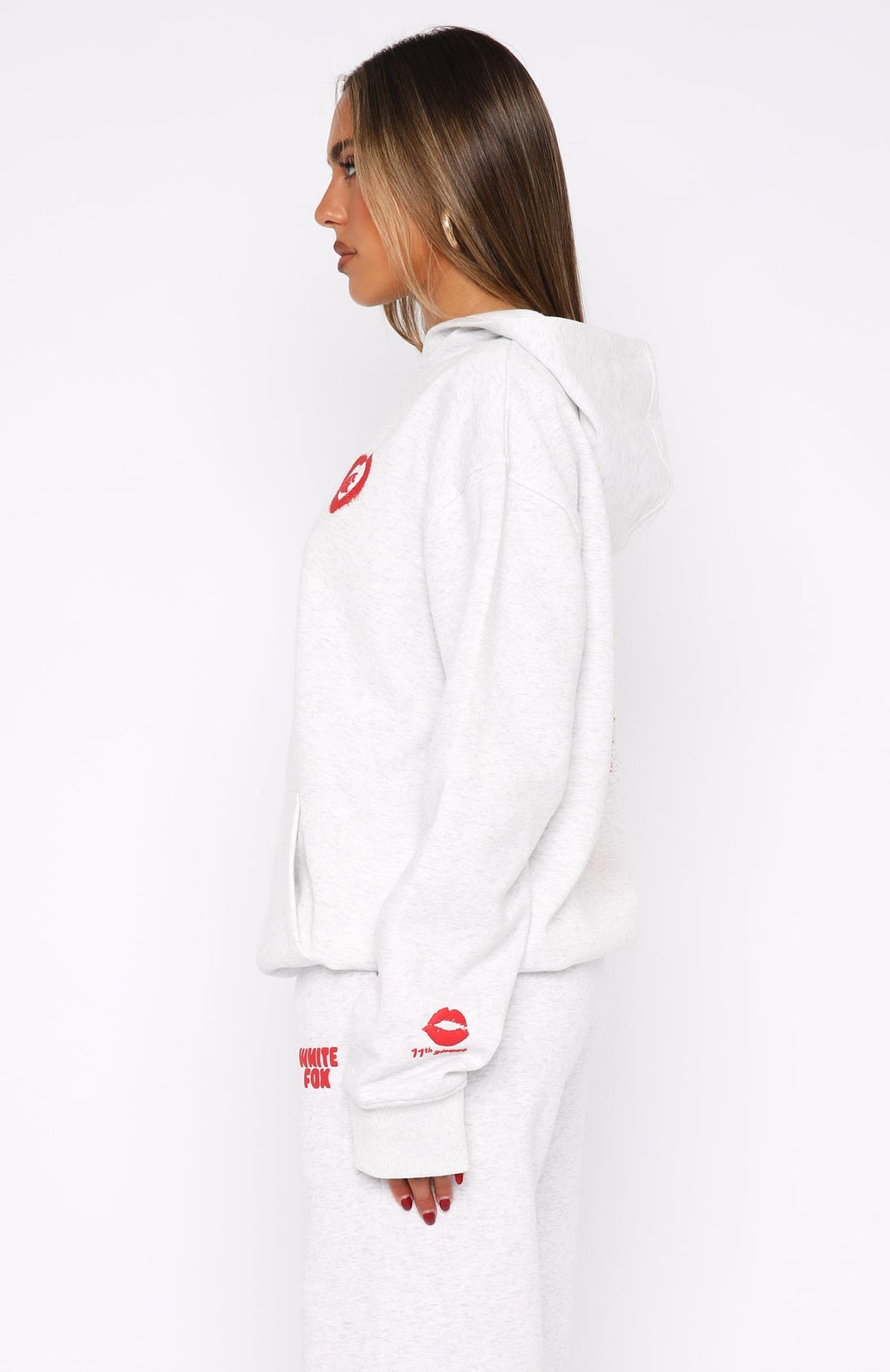 White Fox 11th Street City Girl At Heart Oversized Hoodie Cherry Glaze